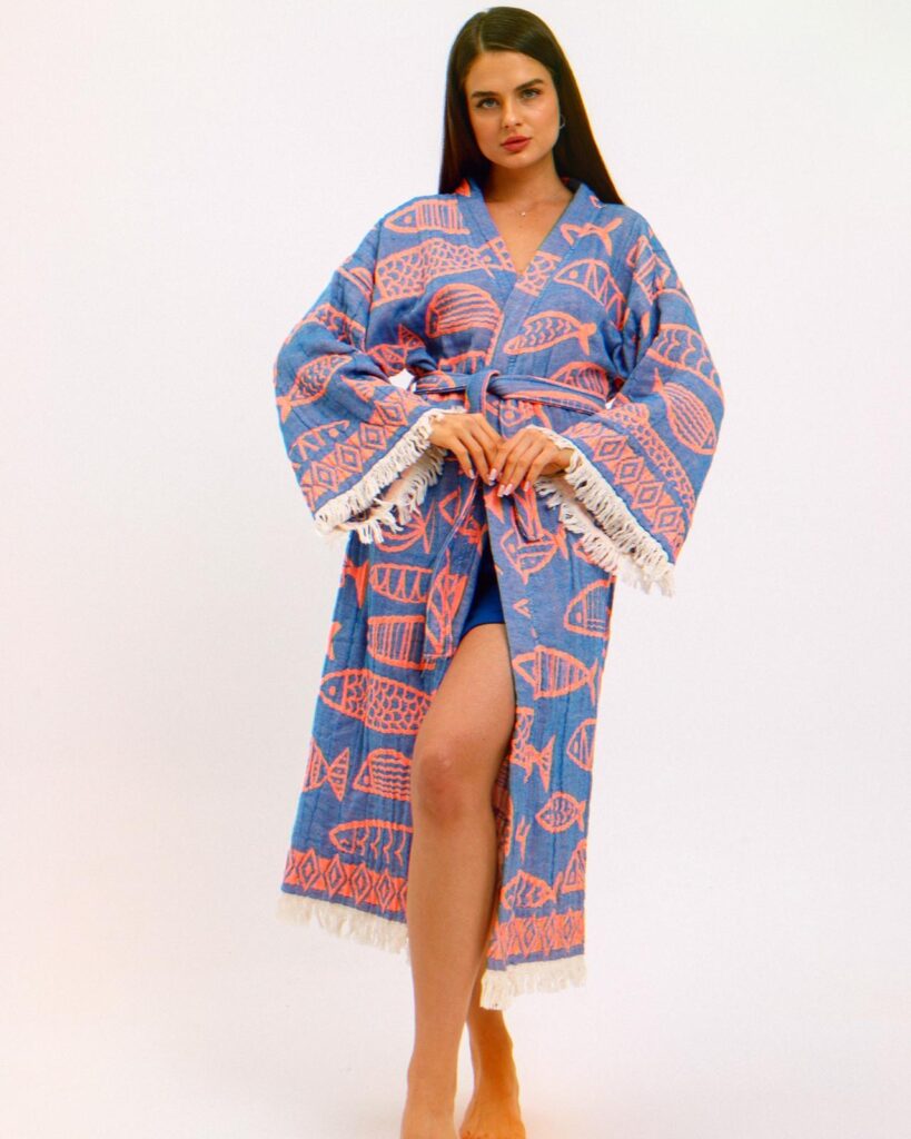 Халат от 100% органичен памук с ръчен печат и органични багрила Fish, син