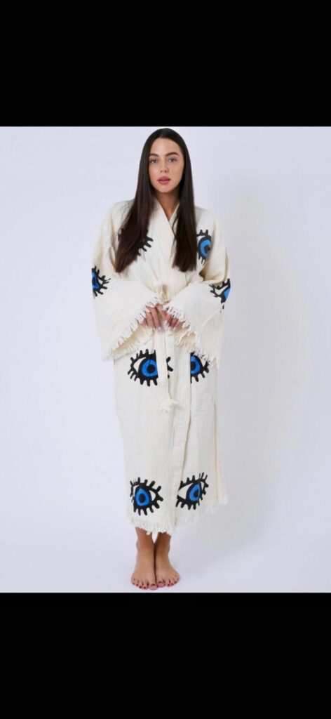 Халат от 100% органичен памук с ръчен печат и органични багрила Evil Eye Protection, бял със синьо